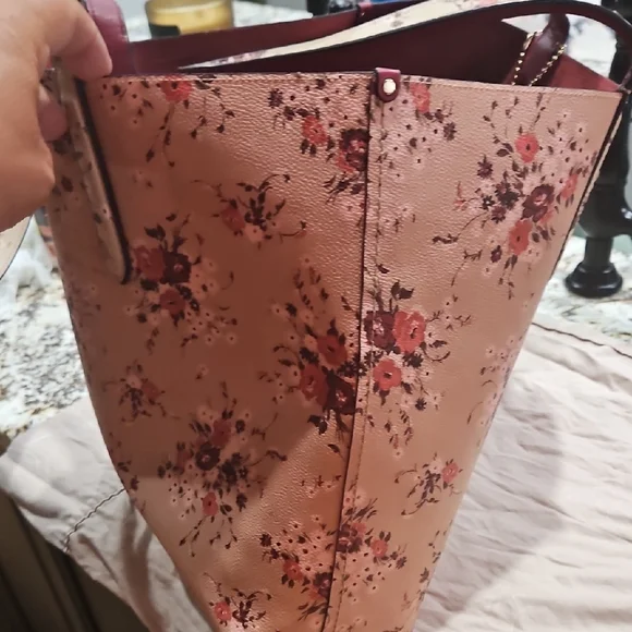 Coach Pink Floral Refined Pebble Tote With Matching Wallet And Cosmetic Case - Picture 5 of 10